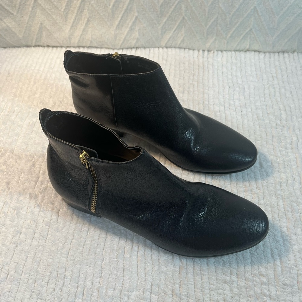 Cole Hagan Black Ankle Boots with Gold Zipper